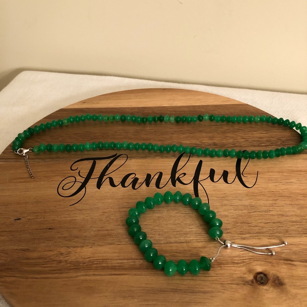 Jade Necklace and Bracelet - Picture 5 of 5